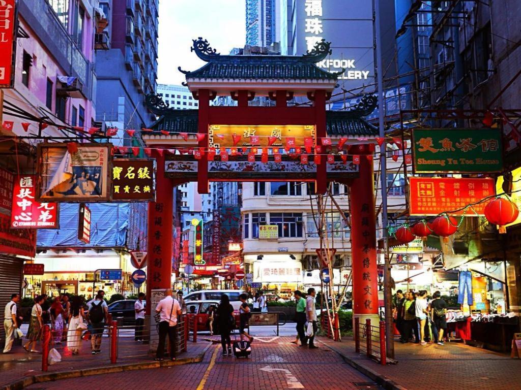 The Cultural Crashpad - 康乃馨旅館 Гонконг Экстерьер фото