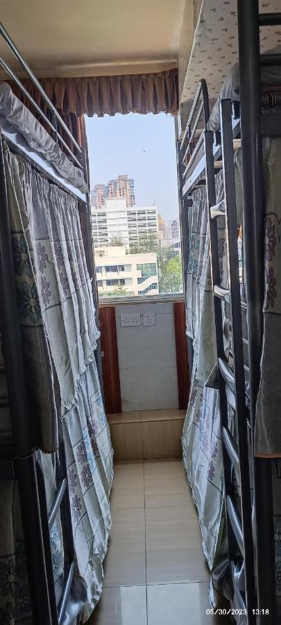 The Cultural Crashpad - 康乃馨旅館 Гонконг Экстерьер фото